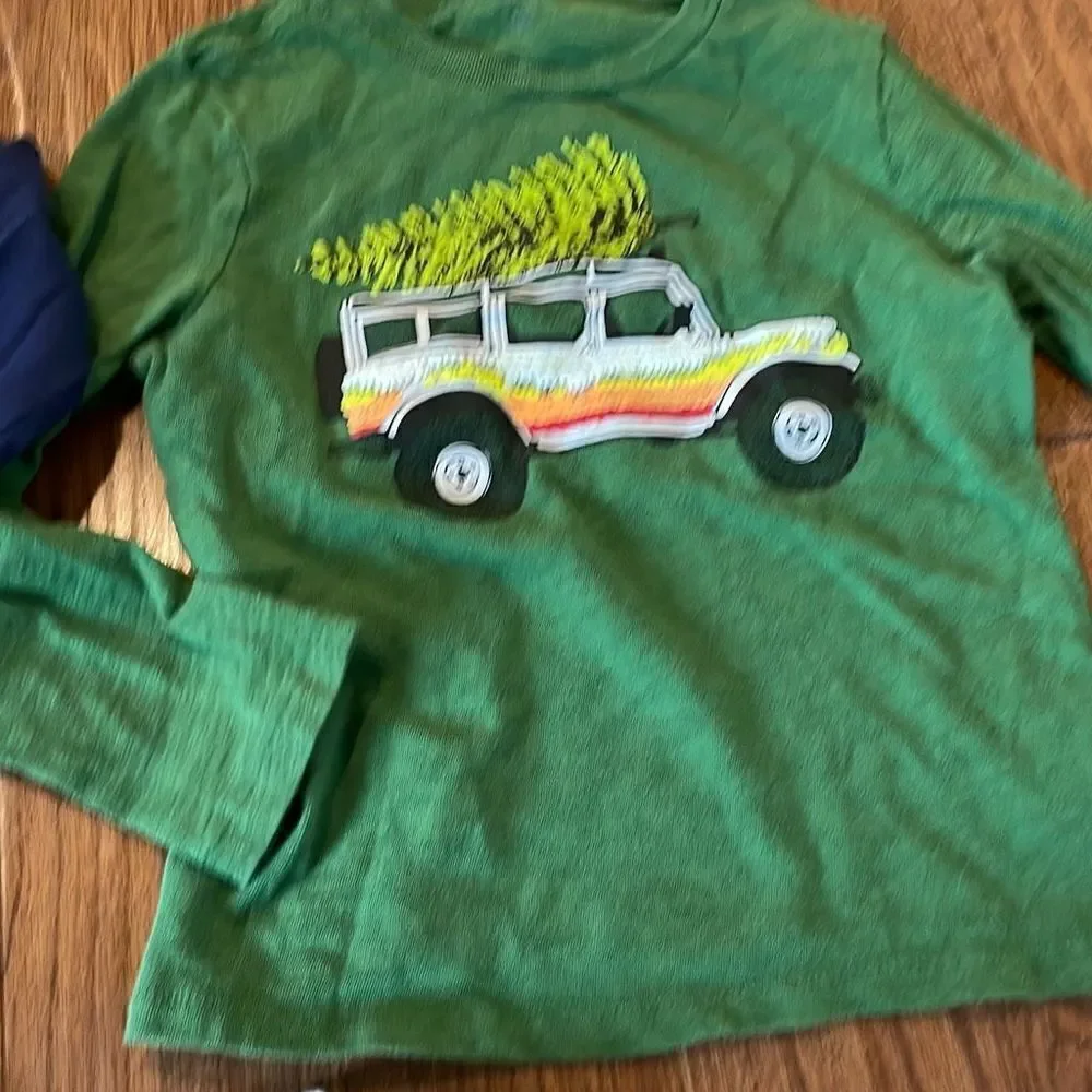 Boys 4-5t long sleeve shirt bundle Christmas holiday theme